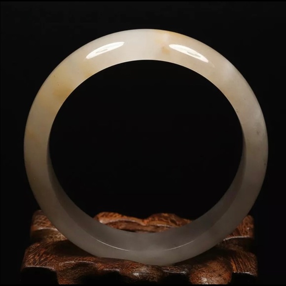 100% natural brown green jade bangle. - Picture 2 of 4